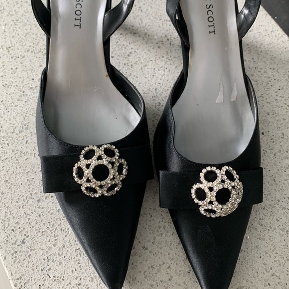 Karen Scott Kitten Heels - Picture 3 of 4